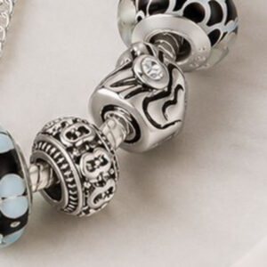 charm calado de plata